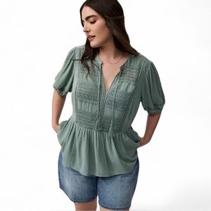 🌹Torrid Crinkle Gauze Boho Top in Chinois Green NWT Size 1XL